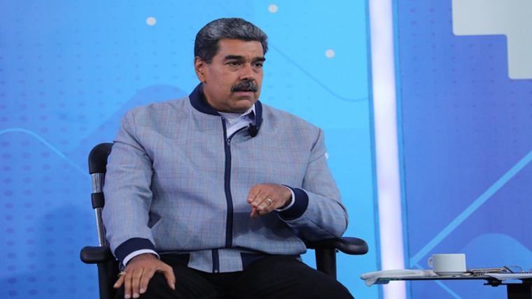 Presidente de Venezuela ordena iniciar proyectos votados en Consulta Popular Nacional